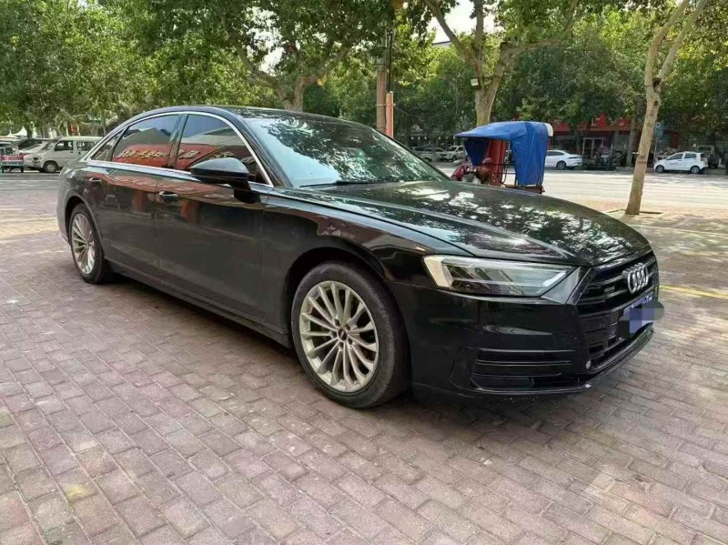 青岛21年奥迪A8L2