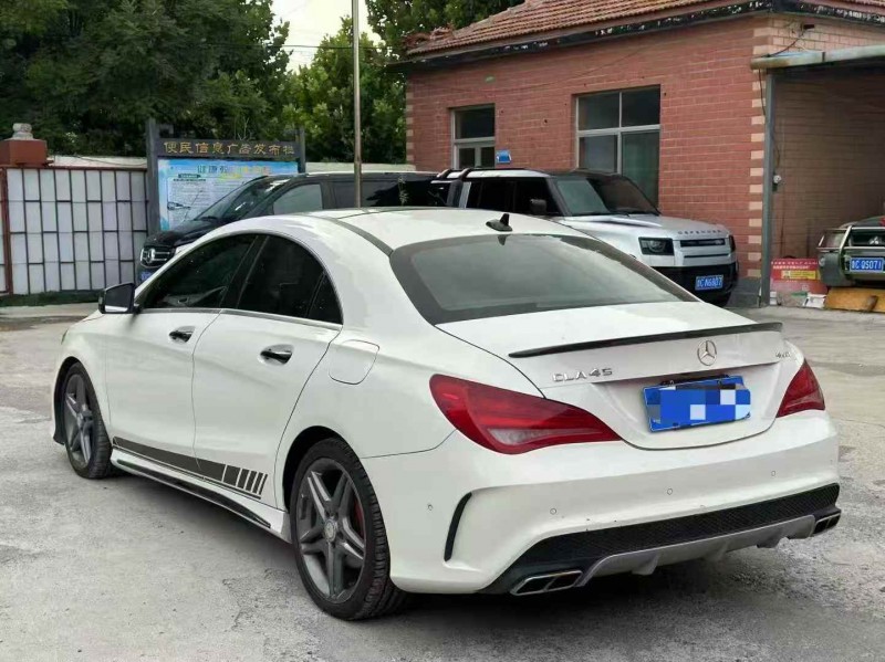 青岛16年奔驰CLA8