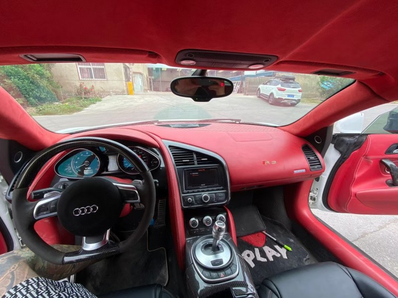 徐州12年奥迪R82