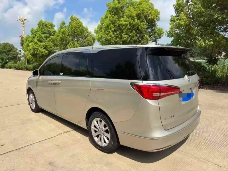 徐州18年别克GL89