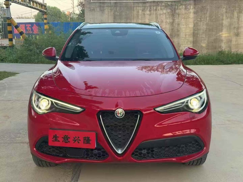 鄭州21年阿爾法·羅密歐Stelvio1