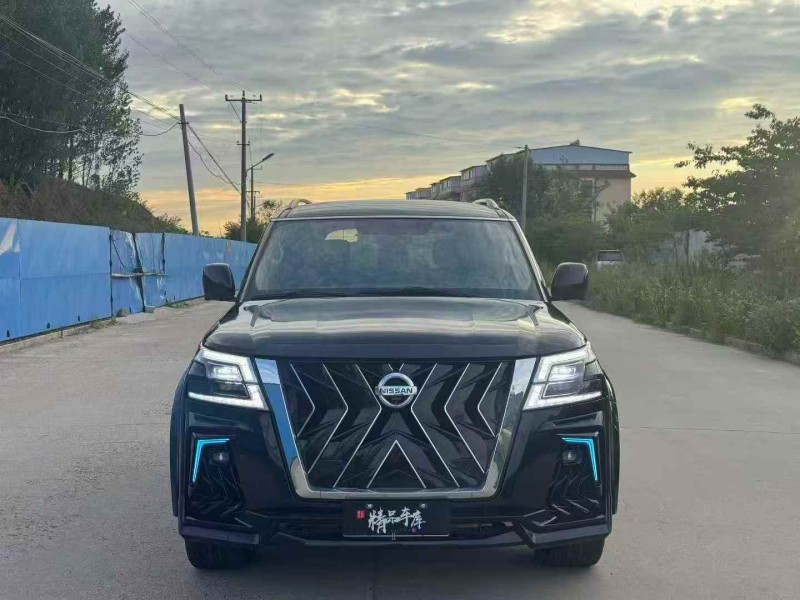 青島19年日產途樂1