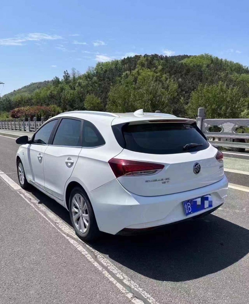 淄博21年别克阅朗8