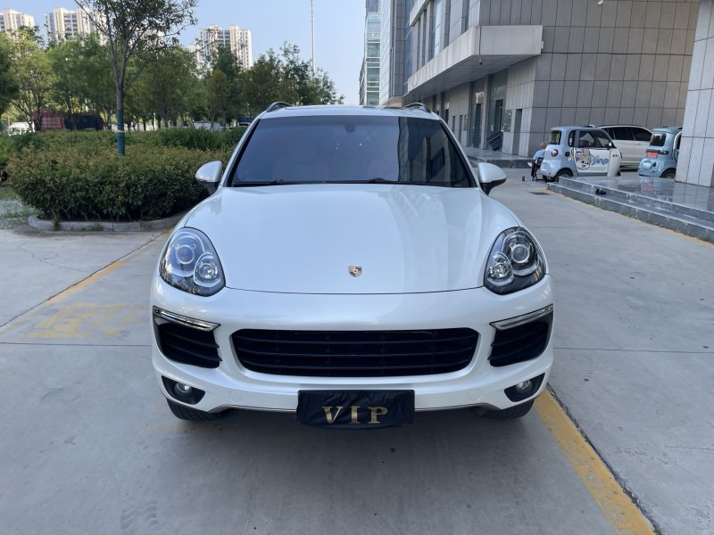 濟寧15年保時捷卡宴1