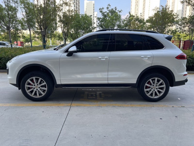 濟寧15年保時捷卡宴8