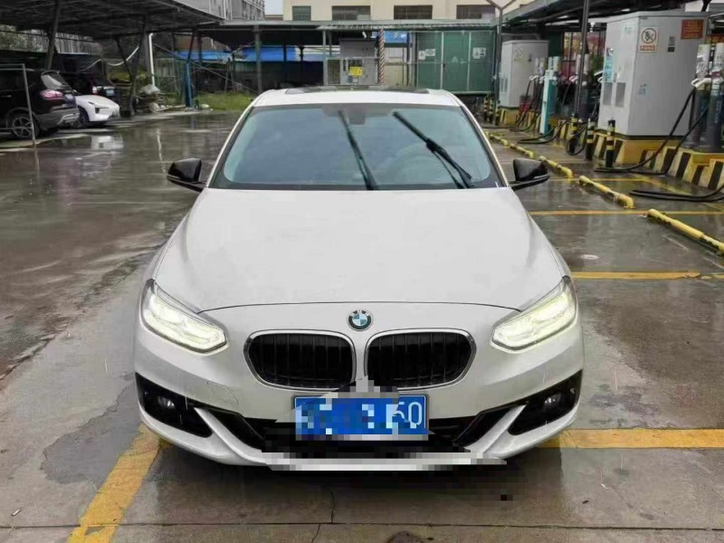 深圳17年宝马1系1