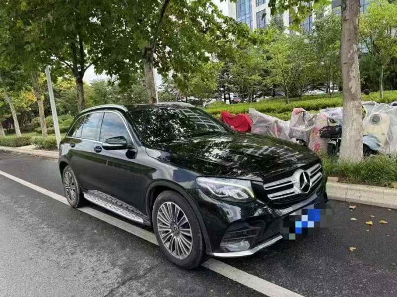 青岛17年奔驰GLC2