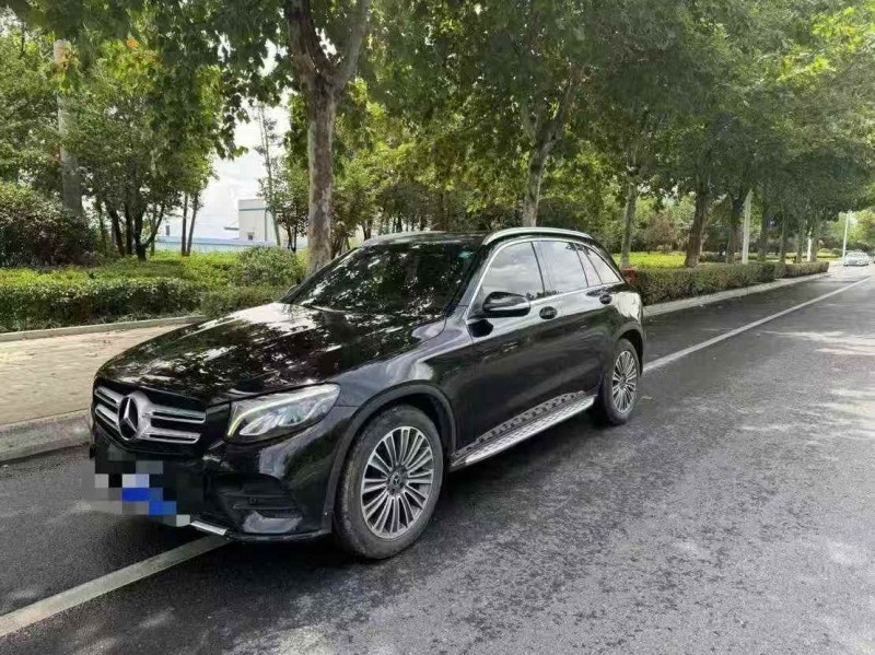青岛17年奔驰GLC3