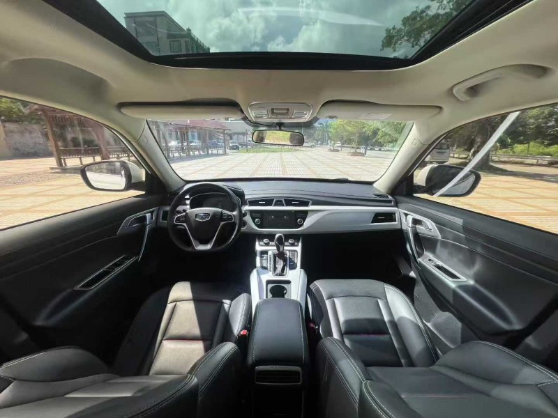 汕頭19年吉利博越7