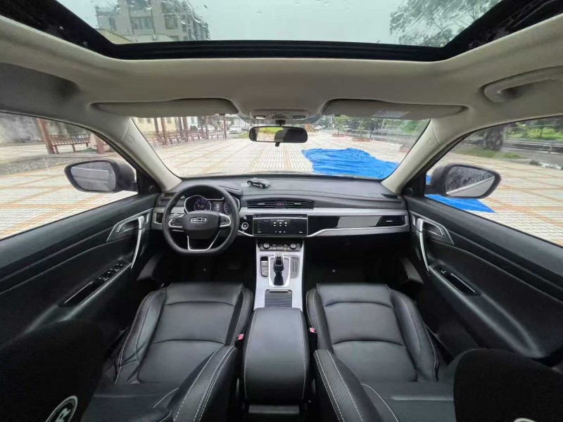 汕頭20年吉利博越7