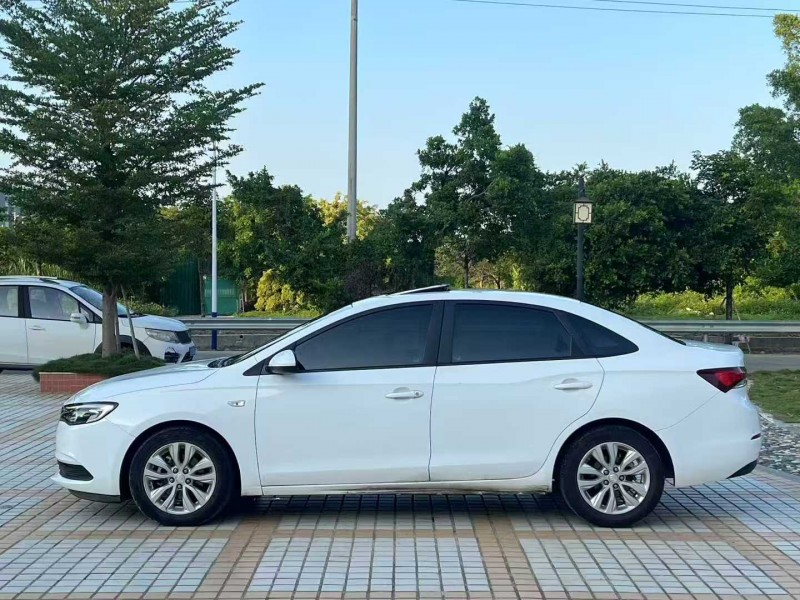 汕头20年别克英朗3