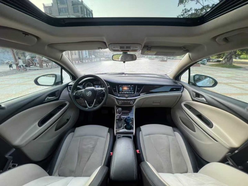 汕头19年别克威朗7