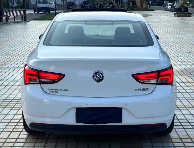 汕头19年别克威朗9