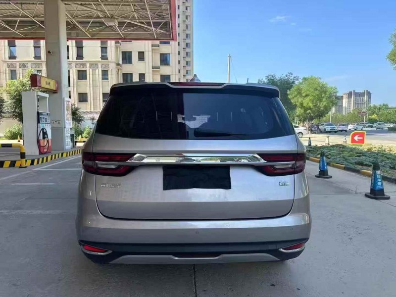 淄博20年吉利嘉際9