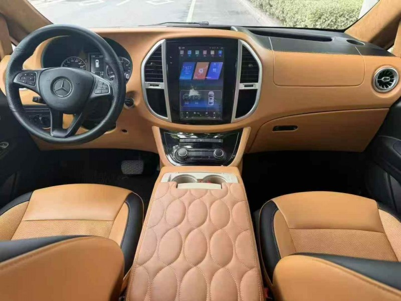 青岛19年奔驰METRIS4