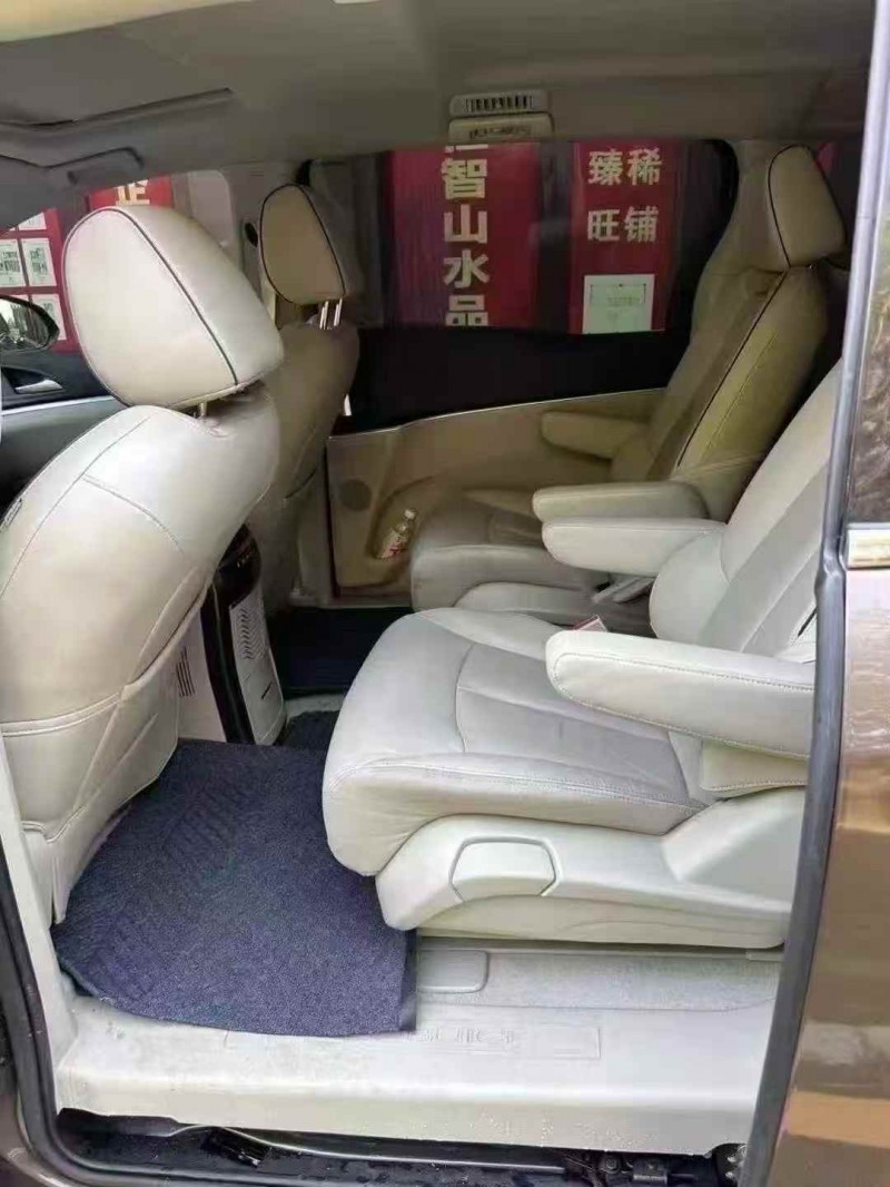 青岛21年别克GL86