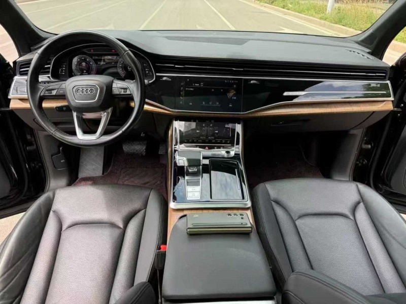 枣庄22年奥迪Q75