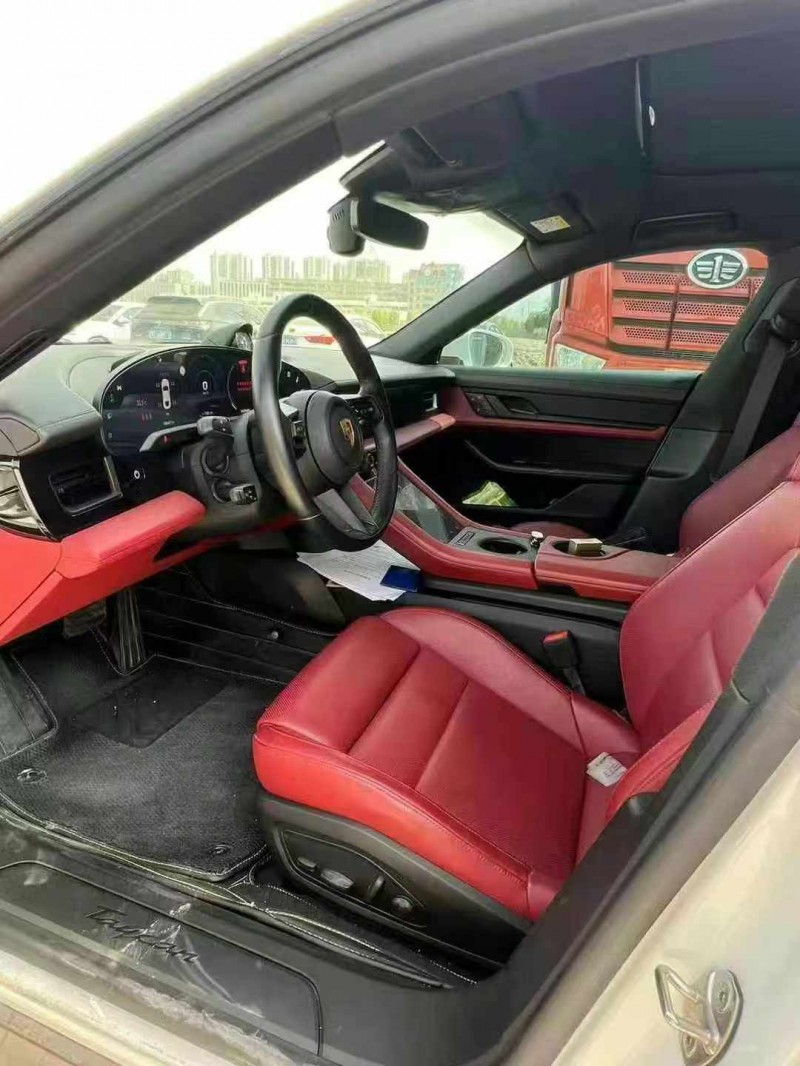 鄭州22年保時捷Taycan7