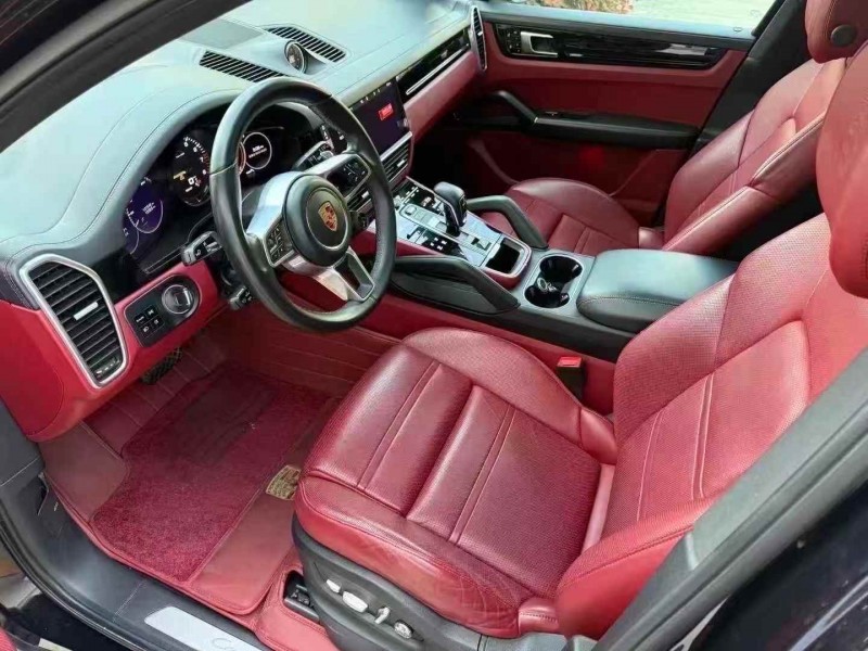 青島21年保時捷卡宴5