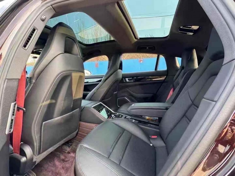 濟南23年保時捷帕拉梅拉6