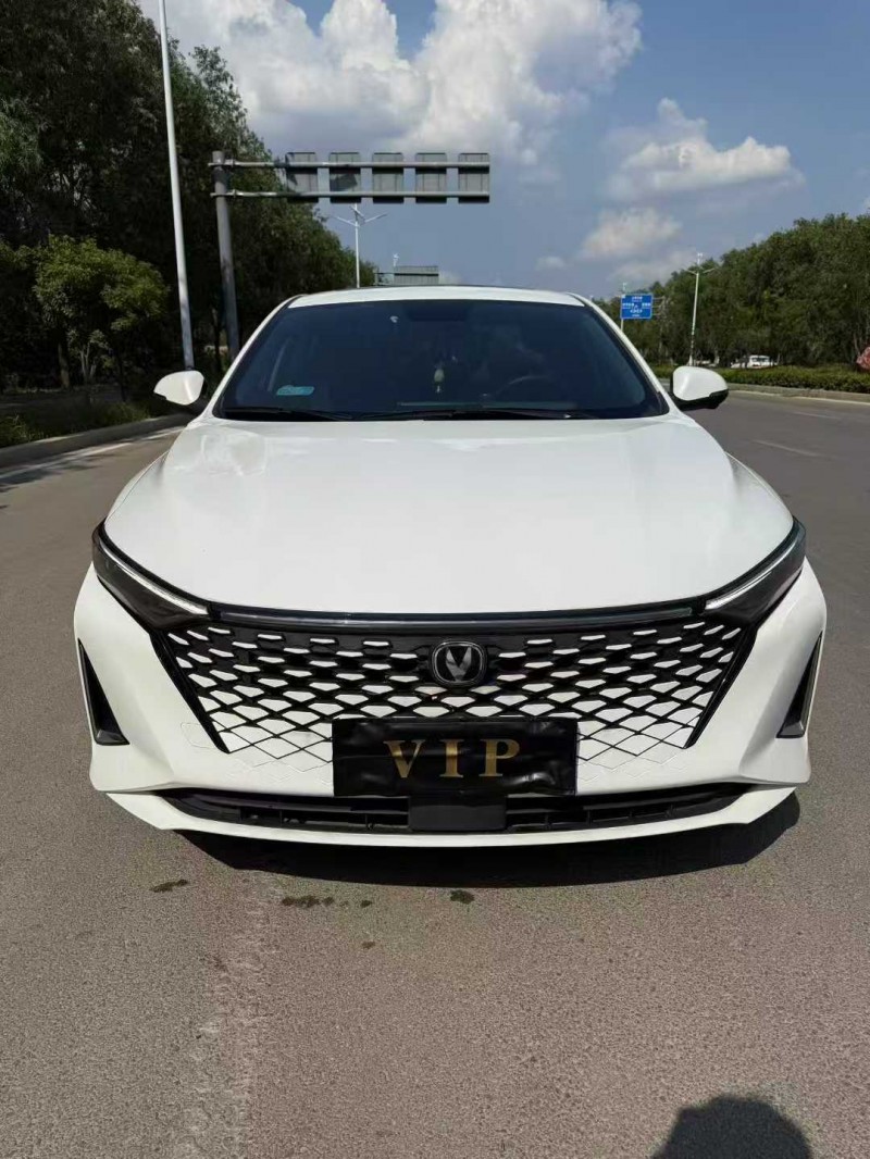 淄博22年長安汽車銳程1