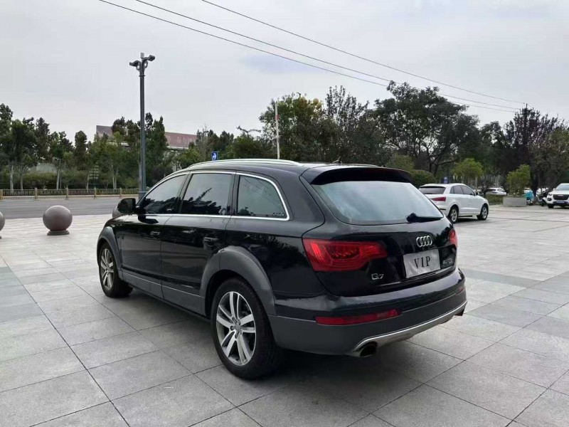 枣庄15年奥迪Q78