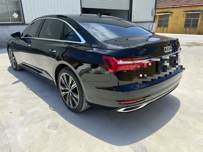 枣庄23年奥迪A6L8