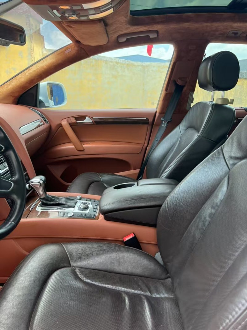 枣庄13年奥迪Q76