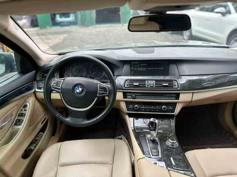 廣州12年寶馬5系9