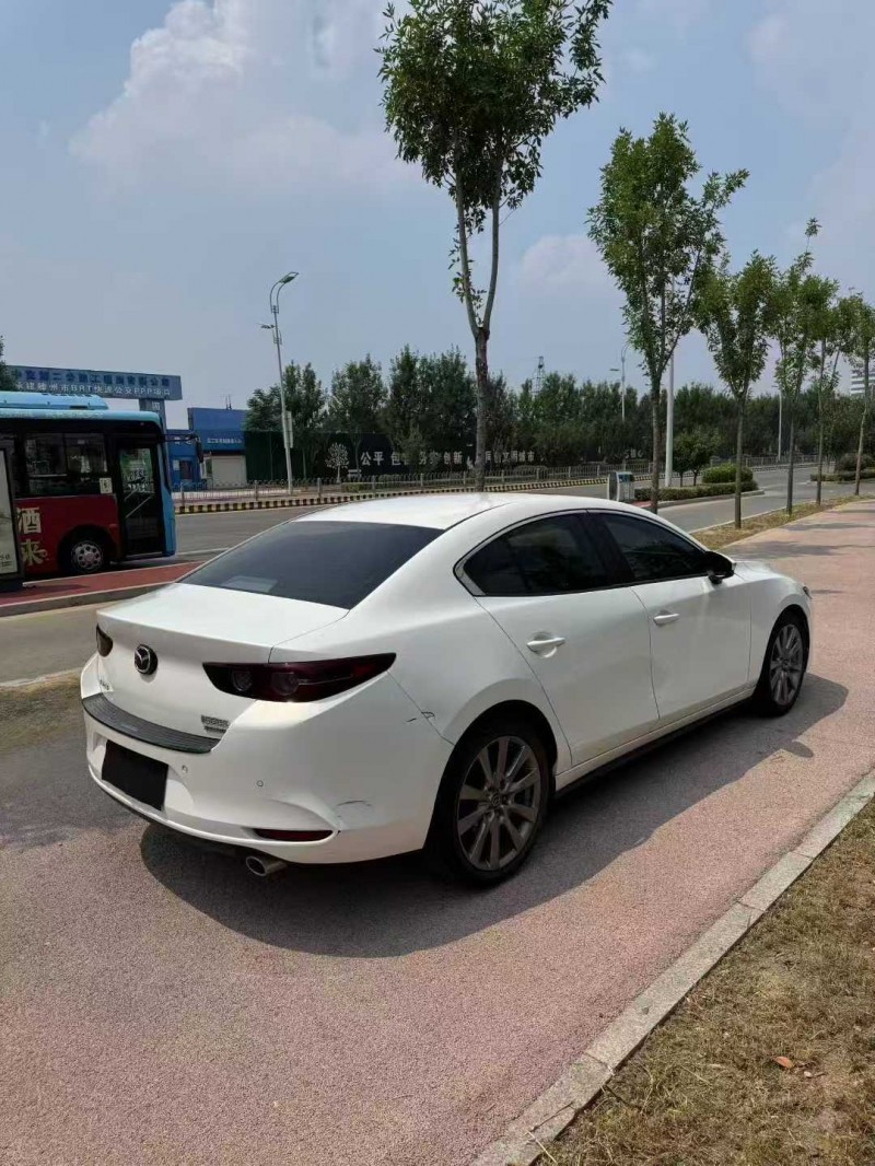 淄博20年馬自達昂克賽拉7