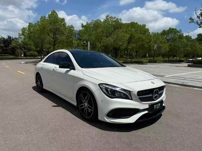 鹽城17年奔馳CLA3