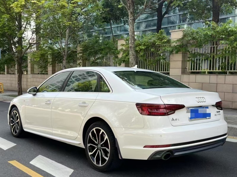 广州18年奥迪A4L7