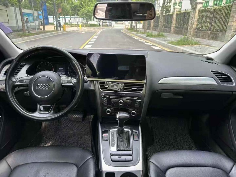 深圳15年奥迪A4L5