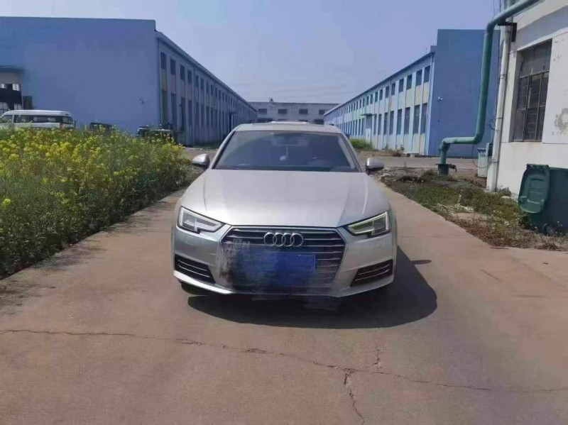 徐州17年奥迪A4L1