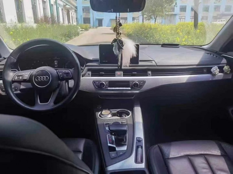 徐州17年奥迪A4L3