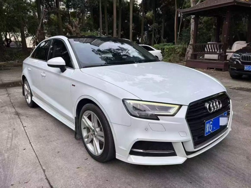 深圳19年奥迪A33