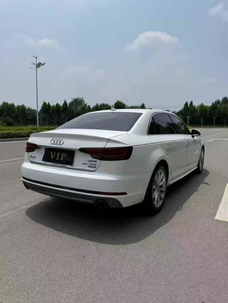 淄博18年奥迪A4L8