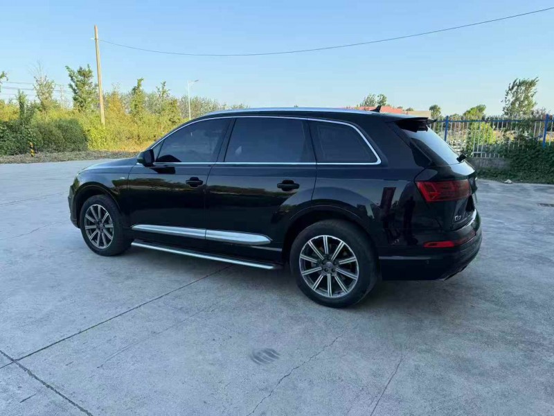 徐州17年奥迪Q78