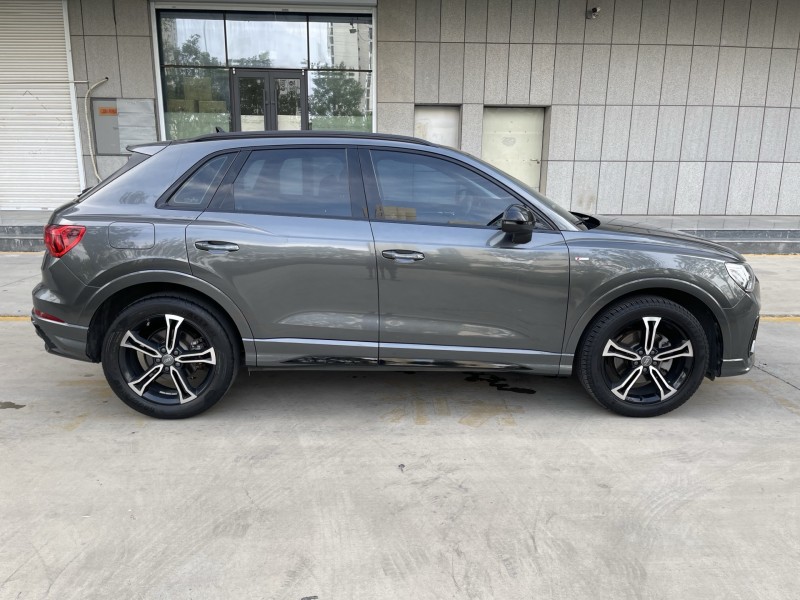 济宁20年奥迪Q38