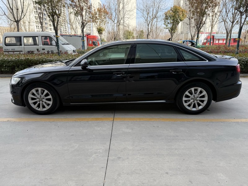 济宁17年奥迪A6L7