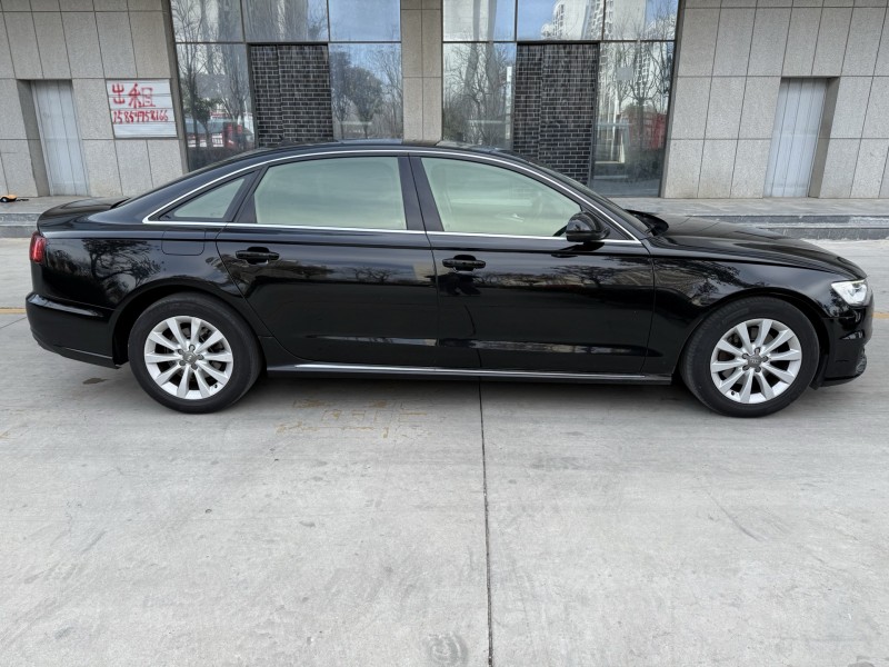 济宁17年奥迪A6L8