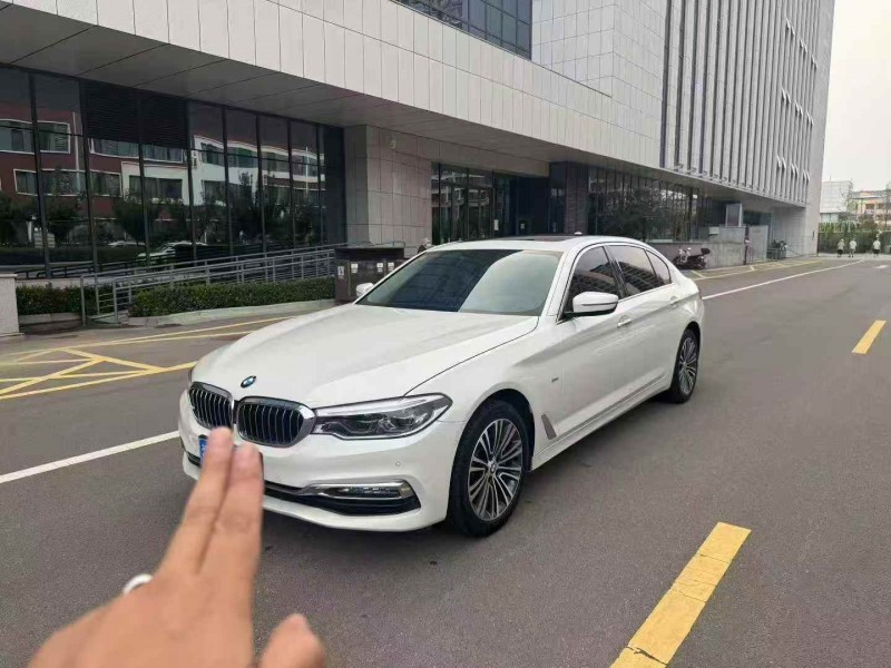 青岛18年宝马5系3