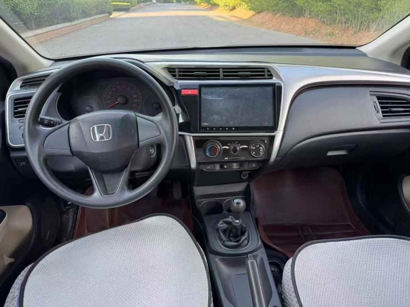 青岛17年本田锋范5