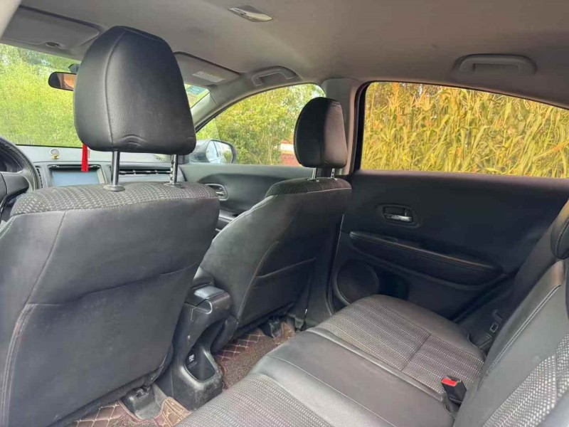 青岛15年本田缤智4