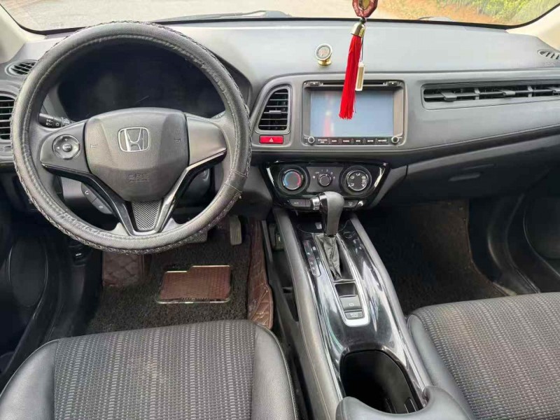 青岛15年本田缤智5