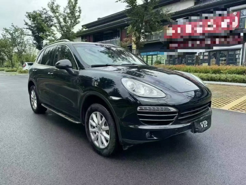 濟寧14年保時捷卡宴2