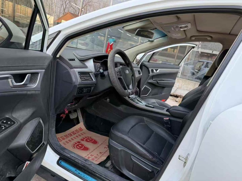 徐州19年吉利帝豪4