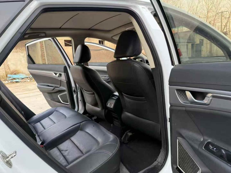 徐州19年吉利帝豪7