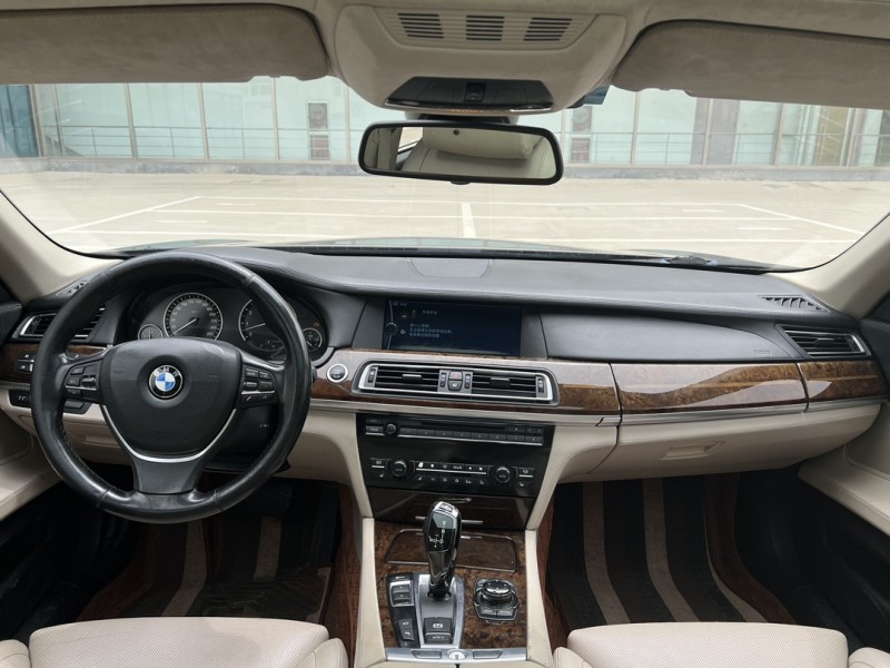 鹽城12年寶馬7系7