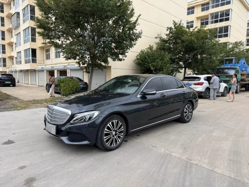 徐州17年奔驰C2